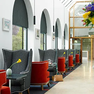 castlecourt-hotel.westport-hotels.com/