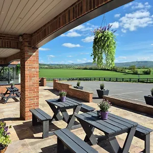 the-white-horse-lodge.yorkshirehotels.net/